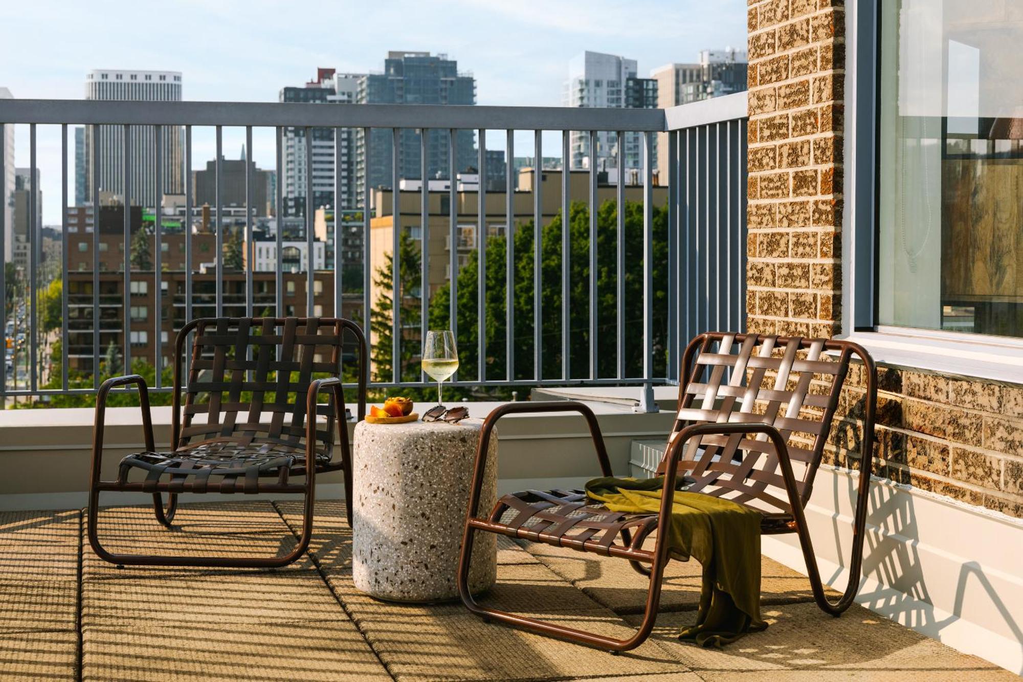 Sonder The O'Connor Aparthotel ออตตาวา ภายนอก รูปภาพ